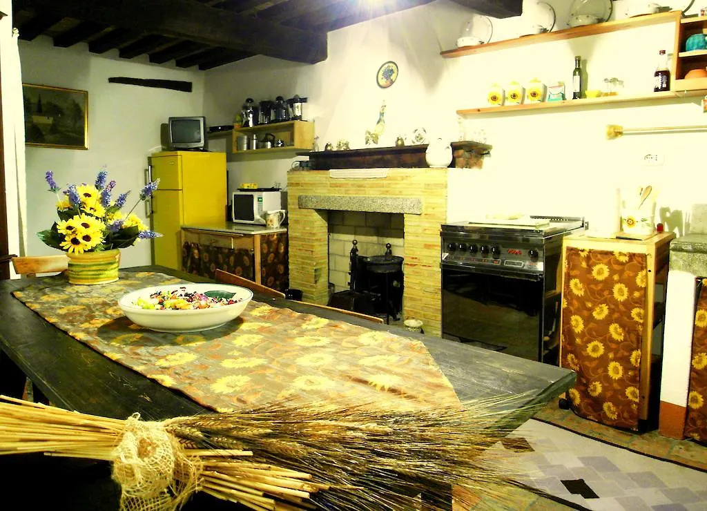 Guest House Il Borgo Di Sempronio